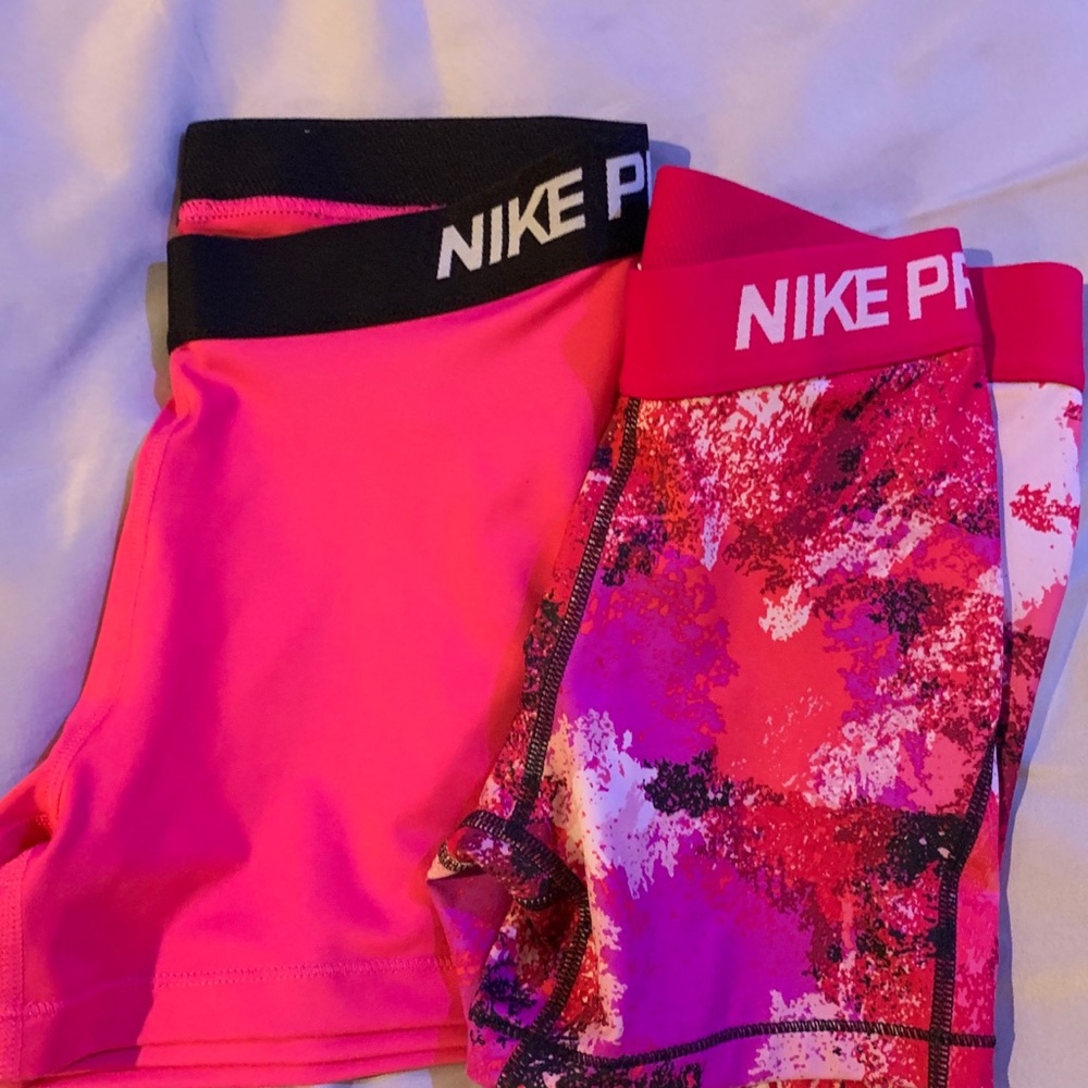 Nike pro